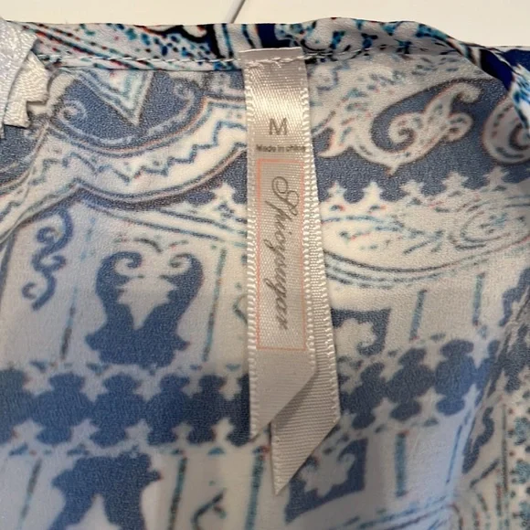 Dress - Picture 8 of 8